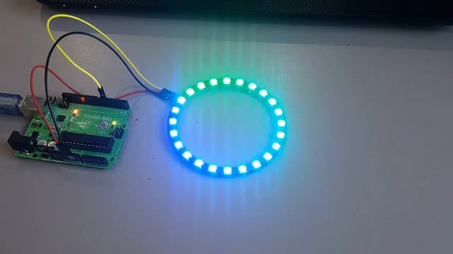 24 Bit RGB LED NeoPixel Ring Strandtest