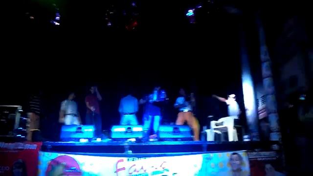 A blanco y negro - Adrian elias y pipe moran смотреть онлайн