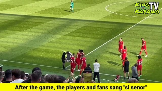 Roberto Firmino's reaction as players and fans sing "si señor" in his farewell at Anfield смотреть онлайн