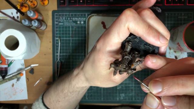Speed paint trim on your Chaos Space Marines, fast! смотреть онлайн