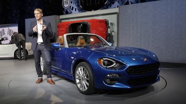 2017 Fiat 124 Spider With Designer Felix Kilbertus Los Angeles Auto Show смотреть онлайн