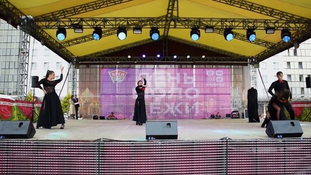 Театр танца ALEXIS - Танго | День Молодёжи | Витебск смотреть онлайн