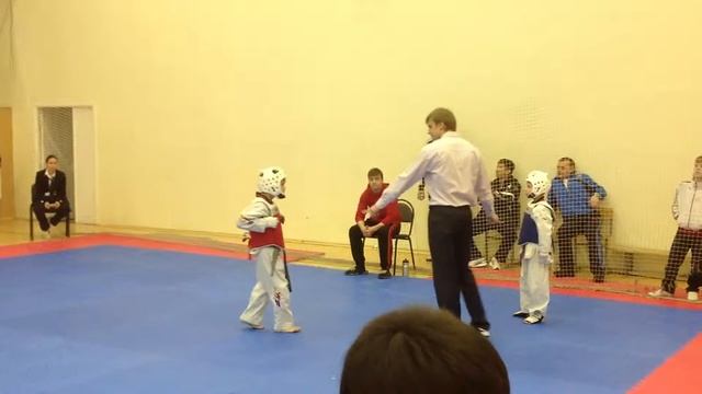 Тхэквондо Емельянов Артём Москва 23.02.13. (финал) смотреть онлайн