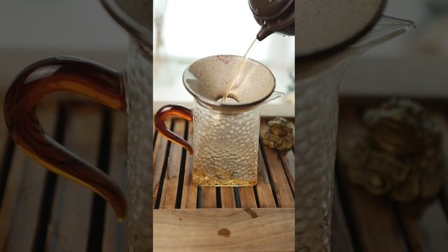 Китайский чай - Цзинь Цзюнь Мей "Золотые Брови" #чай #китайскийчай #пуэр #чайная #чайнаяцеремония смотреть онлайн