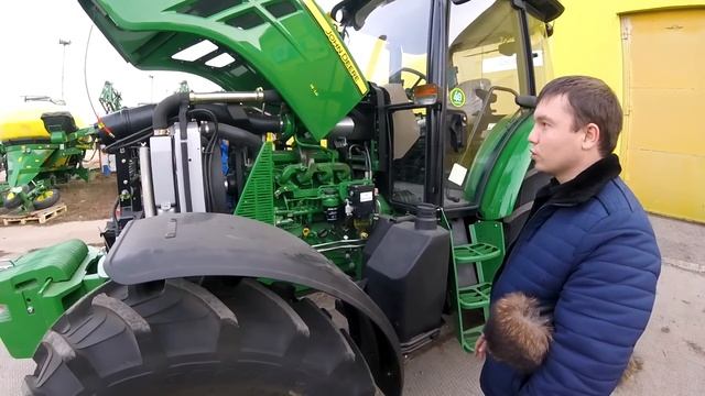 Трактор John Deere 6135B смотреть онлайн