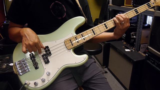 Fender Special Edition Deluxe PJ bass смотреть онлайн