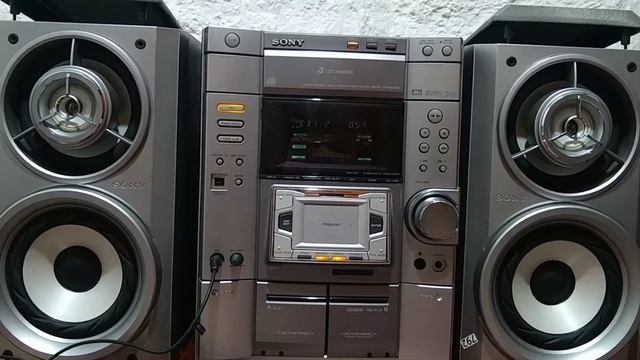 Prueba de sonido Equipo Sony Mhc DP800 AV Compactera/Radio/auxiliar смотреть онлайн