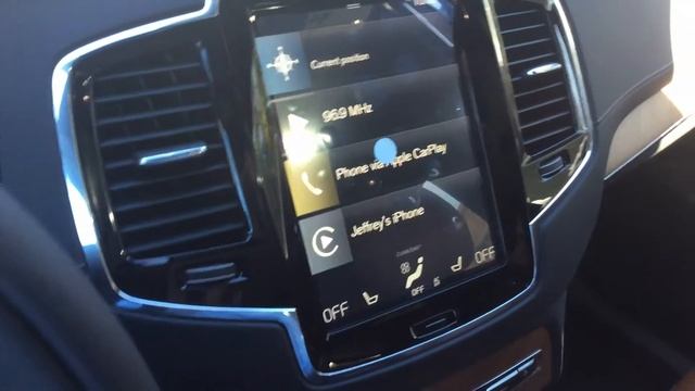 Apple CarPlay Setup - Volvo