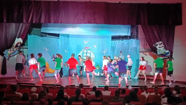 Танец "Russian style" - ДОЛ "Голубое озеро" смотреть онлайн