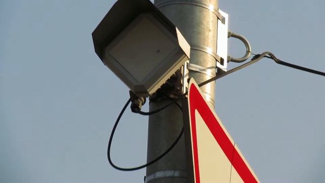 Антенна на столбе. смотреть онлайн