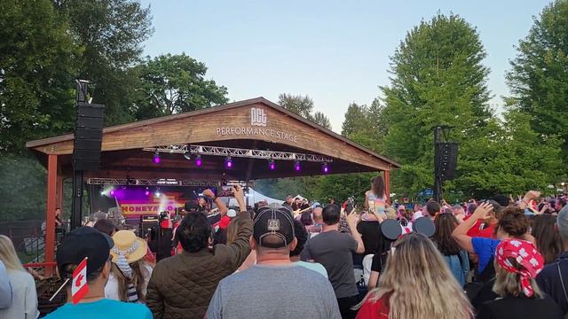 Honeymoon Suite performs Feel it Again at Rocky Point Park, Port Moody BC, Canada day 2023 смотреть онлайн