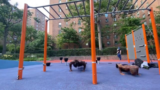 ADVANCE WORKOUT - 5 MU | 10 Dips | 10 Pull - ups | 20 Pushups - 5 SETs ft Akeem Supreme смотреть онлайн