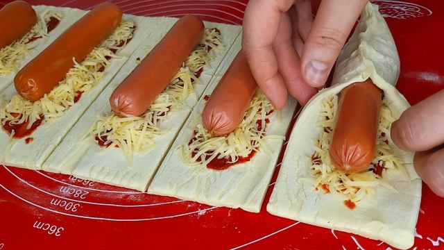 С тех пор, как готовлю рулетики из слоеного теста с сосисками, дети отказались от пиццы!