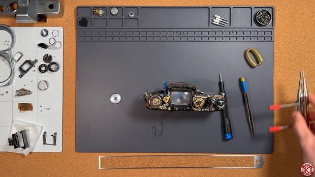 Disassembling The Minolta SRT 101 - 35mm Film Camera Restoration
