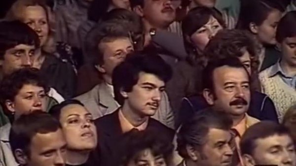 Вокруг смеха - Выпуск 19 Книга 1983