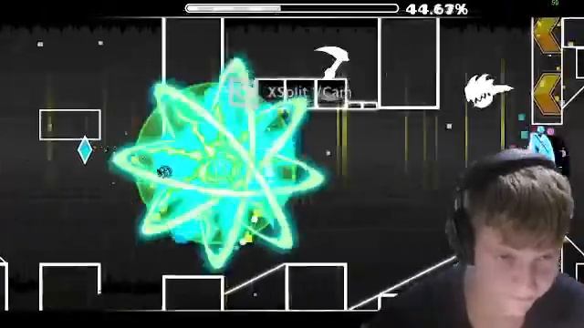 ?HYPERSONIC (EASY VERSION) - Geometry Dash смотреть онлайн