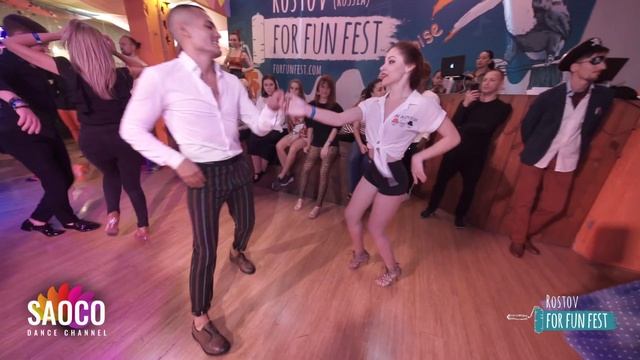 Adolfo Indacochea and Svetlana Levchenko Salsa Dancing at Rostov For Fun Fest (Russia), Fri 01.11.1 смотреть онлайн