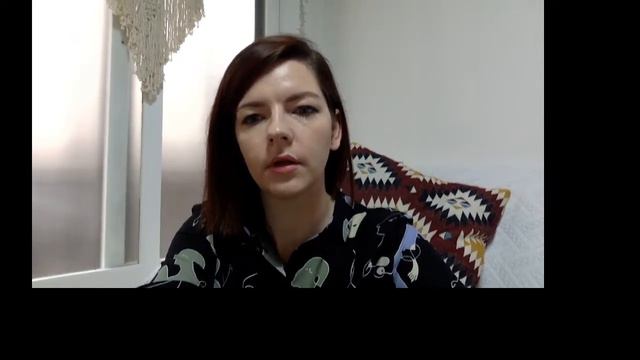 English Chat with Caoimhe смотреть онлайн