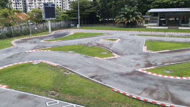 HNR X3 GTSe 1/8 GT maiden test run смотреть онлайн