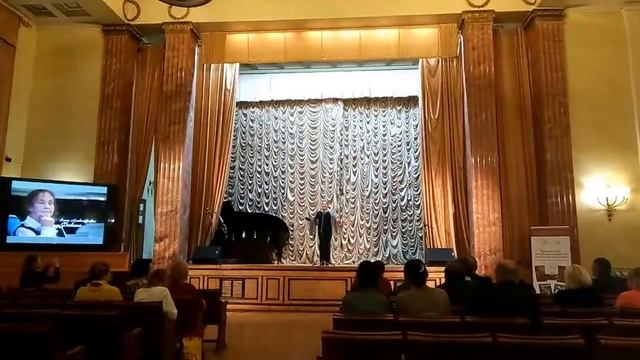 "Лютики.Ромашки.Колокольчики..." смотреть онлайн