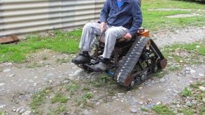 Кресло на гусеницах, гидропривод.