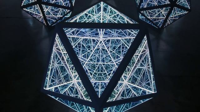 Anthony James - Icosahedrons смотреть онлайн