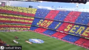 Это впечатляет - 100.000 фанатов поют гимн Барселоны на заполненном стадионе