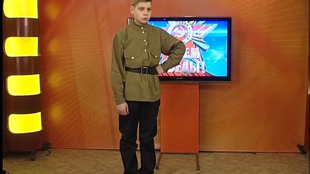 Иван Курочкин читает отрывок из книги Б. Полевого "Повесть о настоящем человеке" (Живая классика) смотреть онлайн