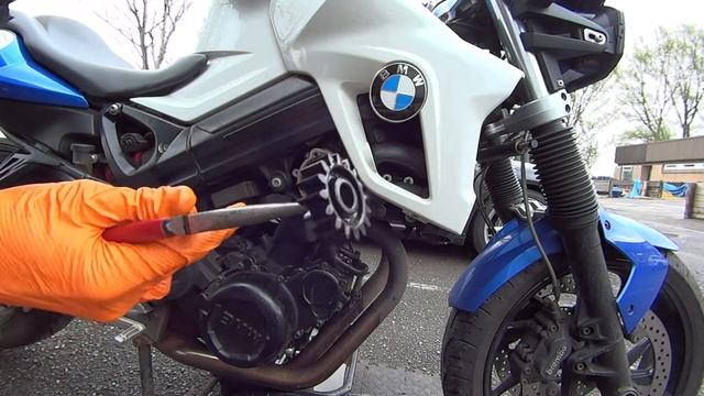 BMW F800R Waterpump Replacement & Service