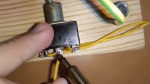 Как сделать 《реверс》 для электродвигателя