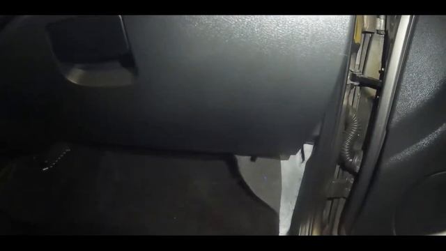 Удлиняем провод от антенны до радио на Гранте FL смотреть онлайн