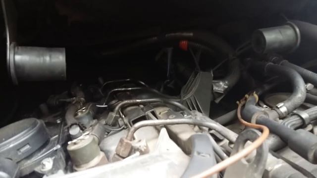 Mercedes Benz Vito 115. 2.2cdi , как снять клапан ЕГР. смотреть онлайн