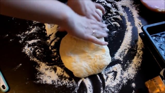 Пирог с сыром и картошкой. Такой пирог любит вся семья! смотреть онлайн