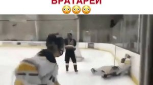 Никогда не трогайте вратарей!!! Вступились за вратаря!!! Хоккей!!!