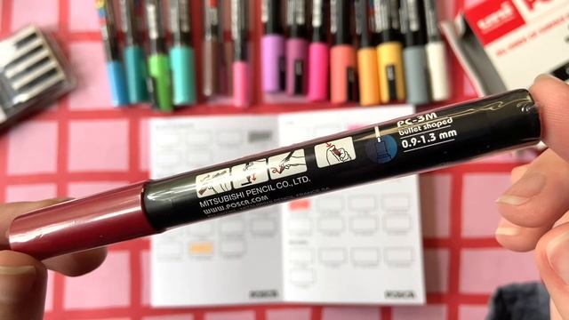 Распаковка и обзор ярких АКРИЛОВЫХ МАРКЕРОВ POSCA UNIBALL смотреть онлайн