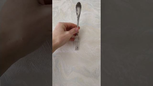 Как ЛЕГКО повесить картину? Лайфхак смотреть онлайн