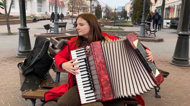 На белом покрывале января! на аккордеоне!!! смотреть онлайн
