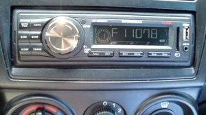 Установил в машину автомагнитолу (радиоприёмник) Soundmax CCR-3047F. The radio in my car