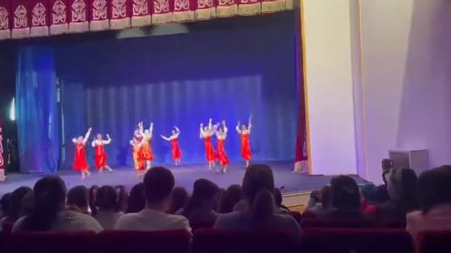 Студия танца балауса старшая группа эстрадный танец Современный русский танец часть-1 смотреть онлайн