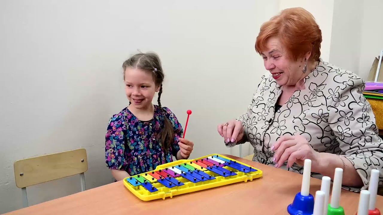 Обучение игре по "цветным нотам" смотреть онлайн