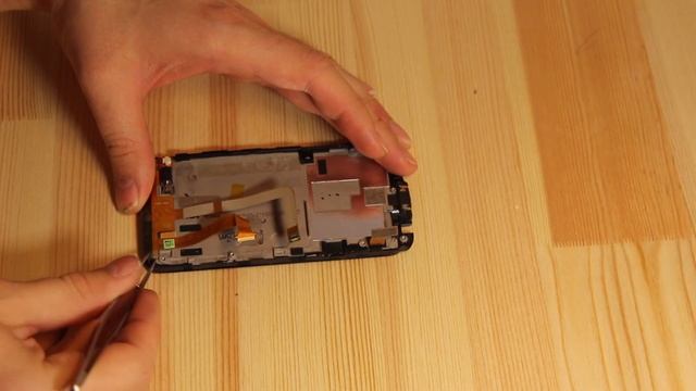 Замена стекла (дисплея) HTC One X смотреть онлайн