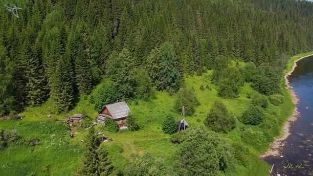 Усть-Койва (лето). Вид с дрона. смотреть онлайн