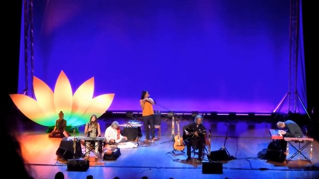 Deva Premal Lisboa 2013 - Om Shree Rama Mantra смотреть онлайн