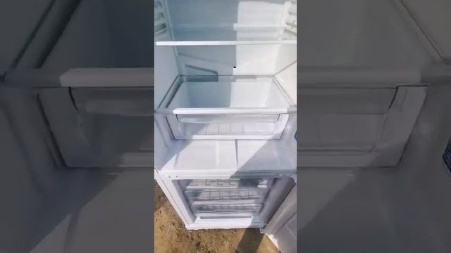 видео обзор Холодильника Indesit BIA161 смотреть онлайн