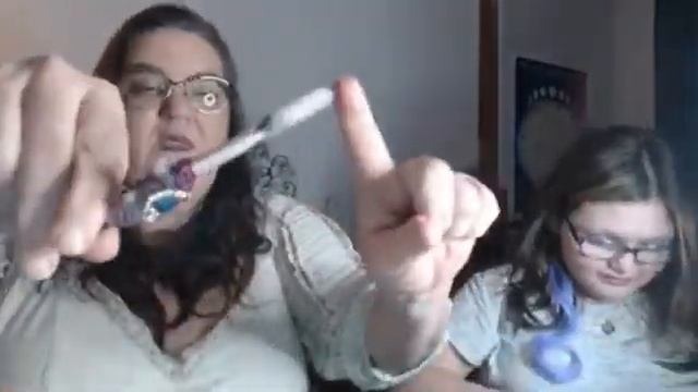 Lady Gwendolyn and Lady Selene Witches Wisdom unboxing and readings смотреть онлайн