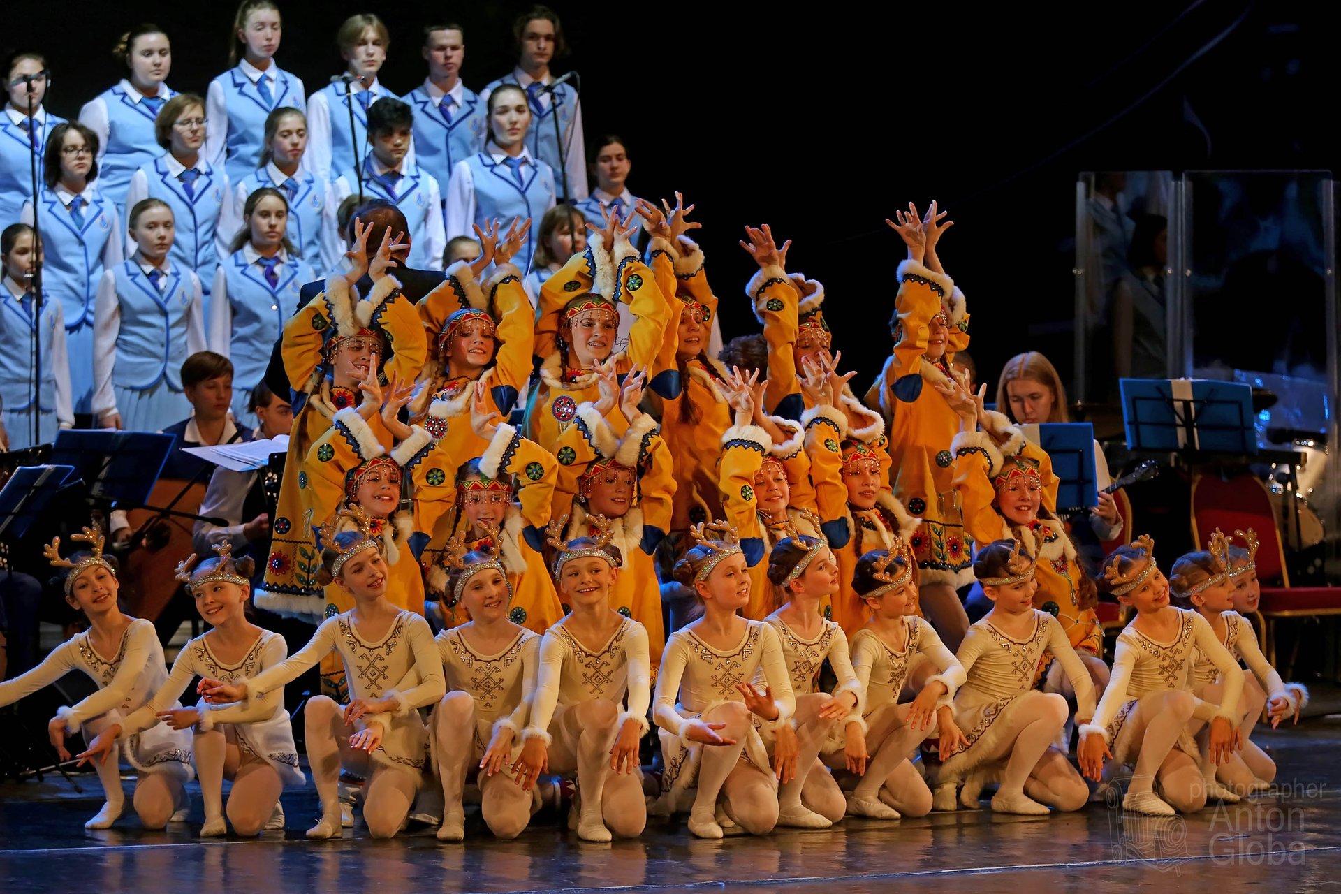 "Праздник молодого оленя", Ансамбль Локтева. "The Feast of the Young Deer", Loktev Ensemble. смотреть онлайн