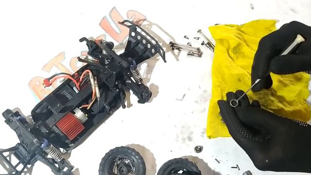 Чистка и смазка подшипников Remo Hobby Rocket 1621 смотреть онлайн