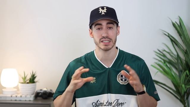 10 Best White Sneakers to Wear this Summer ☀️ смотреть онлайн