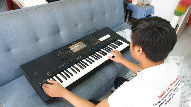 Đập hộp Đàn Yamaha PSR SX700 mới 100% về Đắk Nông cho gia đình chị Hằng смотреть онлайн