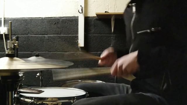 Spyro the Dragon - High Caves w/drums смотреть онлайн